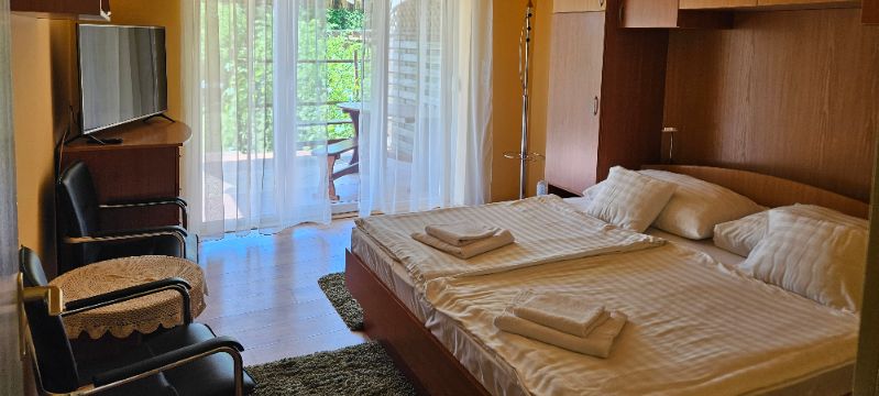 nemszelcsendapartman